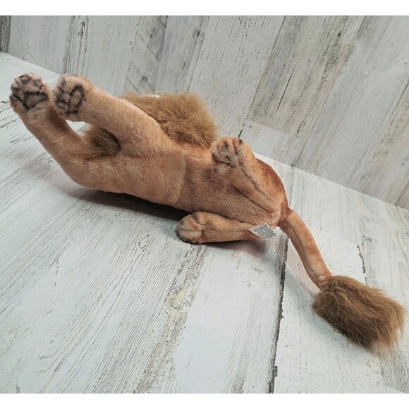Royal Plush Lion Lying Down Stuffed Animal Toy Collectible VTG Big Cat Realistic - Picture 7 of 15